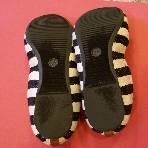 Cute Slip-on Ballet Flats - Picture 4 of 8